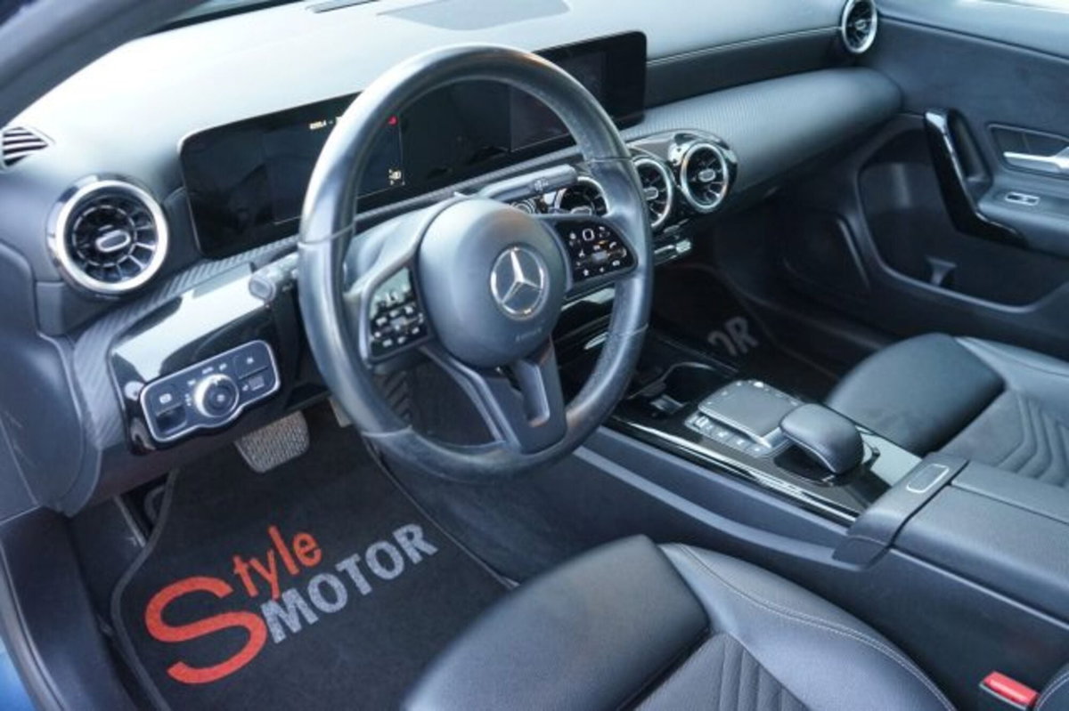 Mercedes-Benz Classe A Sedan 180 d Automatic 4p. Business (6)