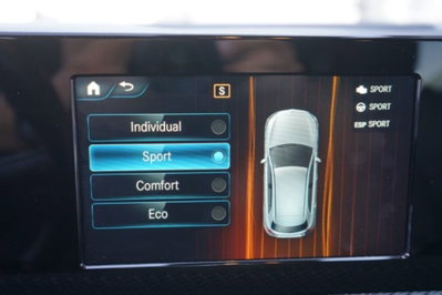 Mercedes-Benz Classe A Sedan 180 d Automatic 4p. Business (9)