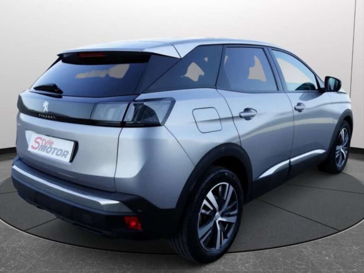 Peugeot 3008 BlueHDi 130 S&S EAT8 GT Pack (16)
