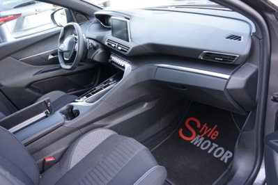 Peugeot 3008 BlueHDi 130 S&S EAT8 GT Pack (7)