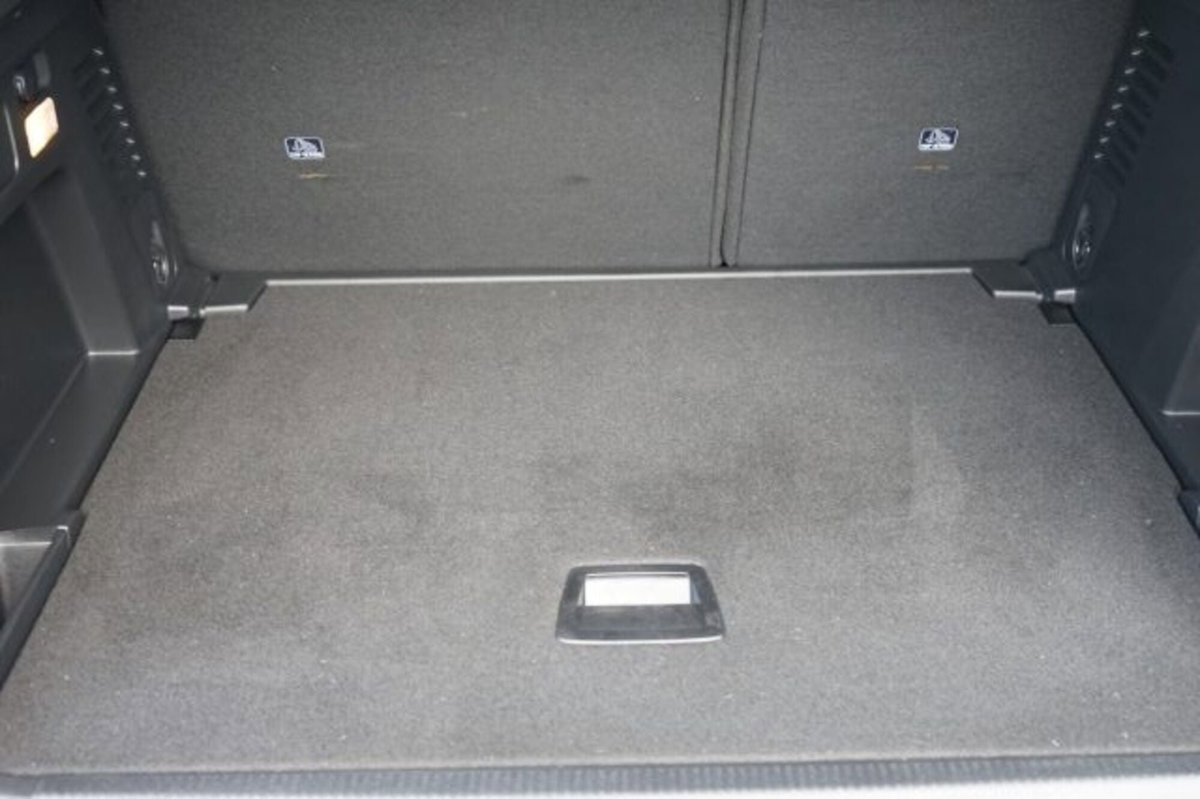 Peugeot 3008 BlueHDi 130 S&S EAT8 GT Pack (20)