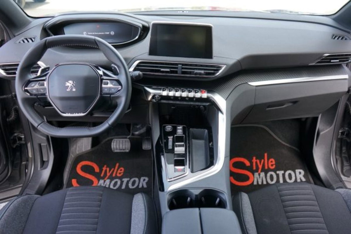 Peugeot 3008 BlueHDi 130 S&S EAT8 GT Pack (5)