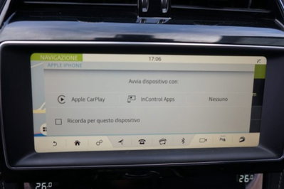 Jaguar F-Pace 2.0 D 240 CV AWD aut. R-Sport (12)