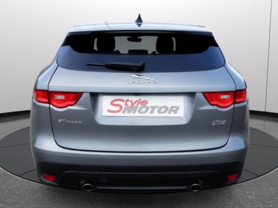 Jaguar F-Pace 2.0 D 240 CV AWD aut. R-Sport (16)