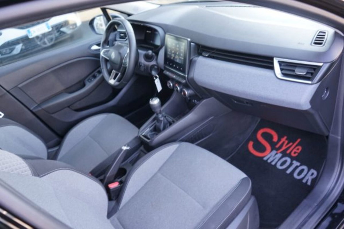 Renault Clio TCe 90 CV 5 porte Business (7)