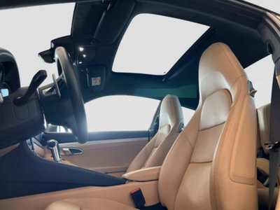 Porsche 911 Coupé 3.0 Carrera 4 GTS (14)