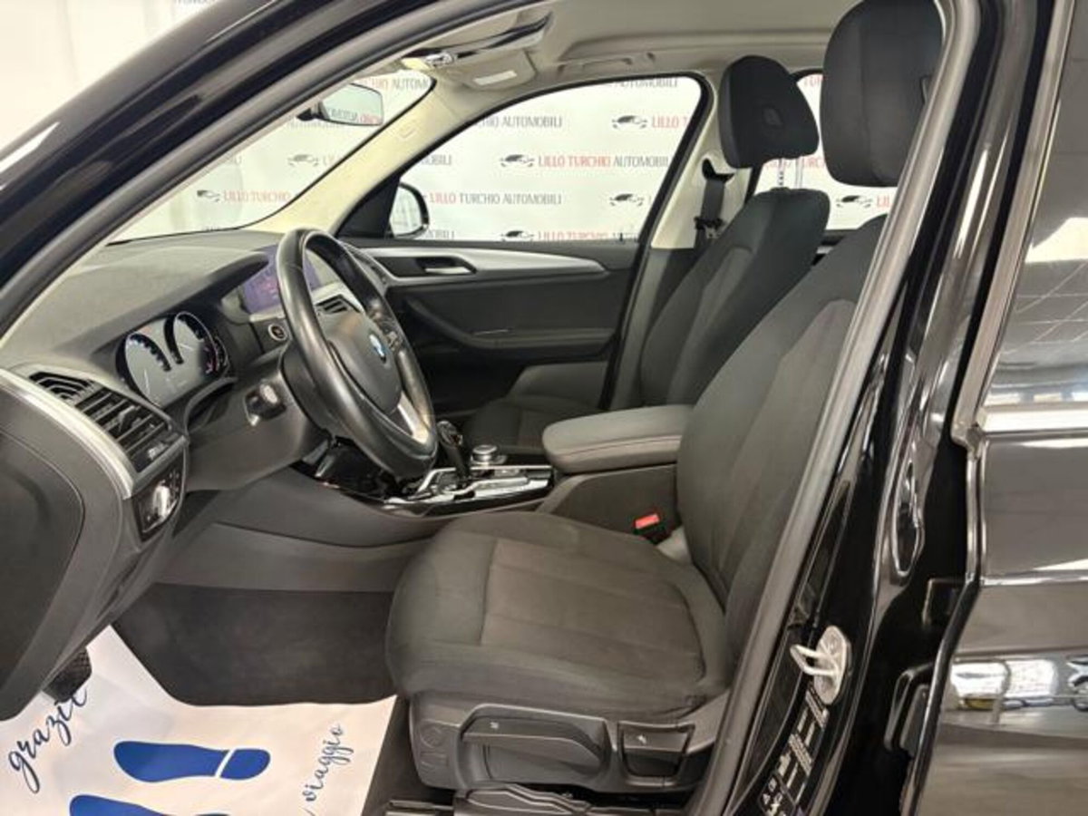 BMW X3 xDrive20d 48V Business Advantage (18)