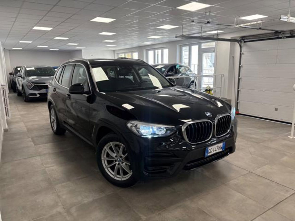BMW X3 xDrive20d 48V Business Advantage (3)
