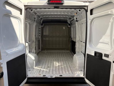 Peugeot Boxer Furgone 335 2.2 BlueHDi 140 S&S PM-TM Furgone Vetrato (8)