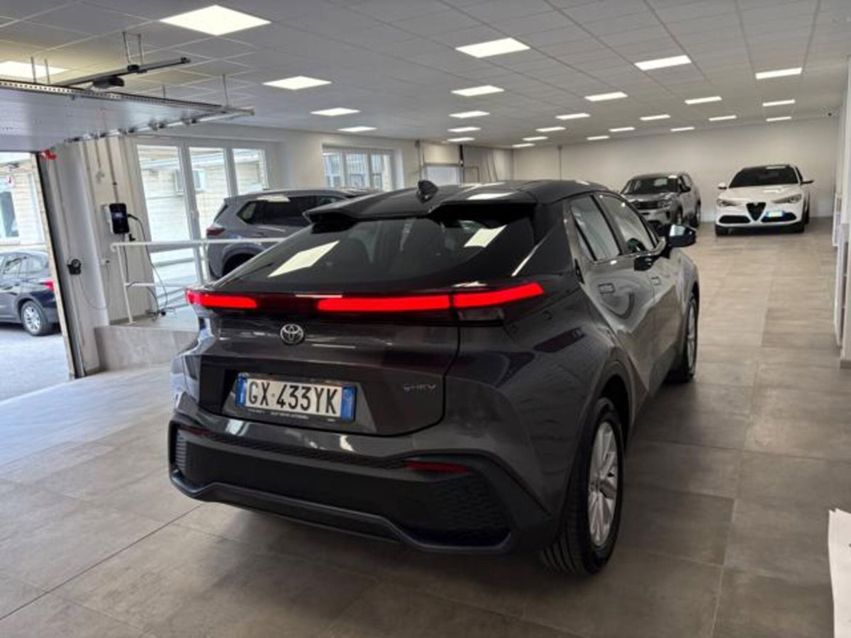 Toyota Toyota C-HR 1.8 hv Active eco fwd e-cvt (6)
