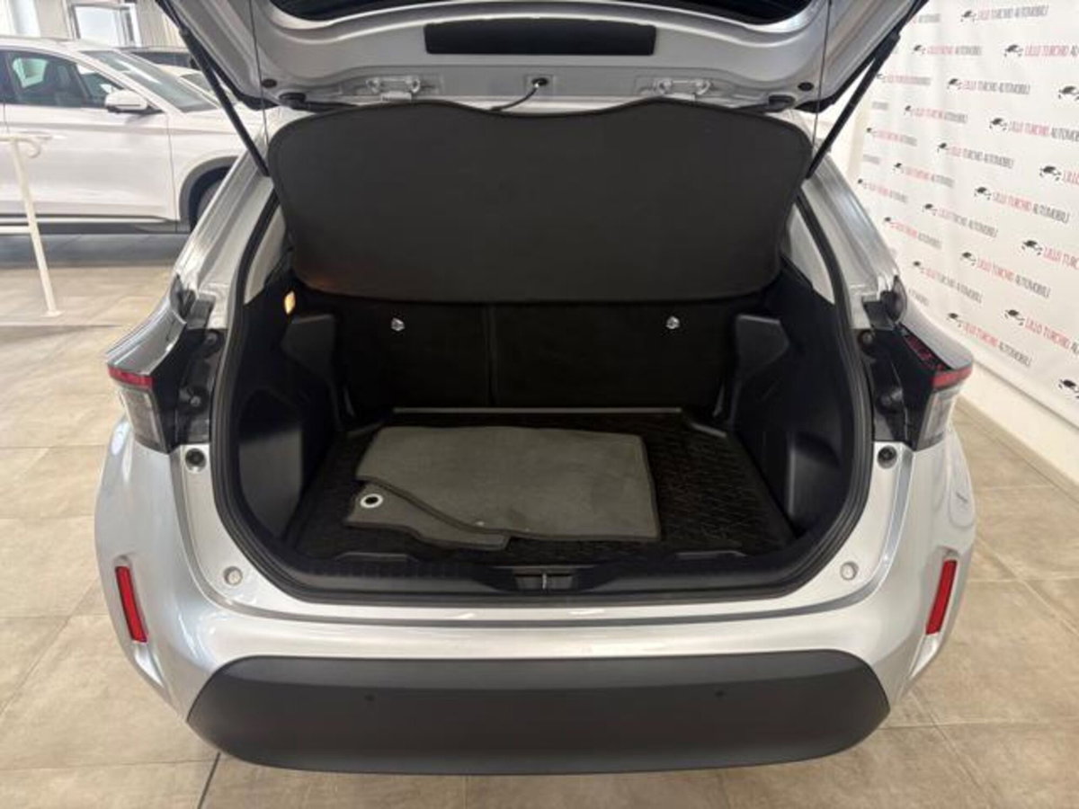 Toyota Yaris Cross 1.5 Hybrid 5p. E-CVT Premiere (20)