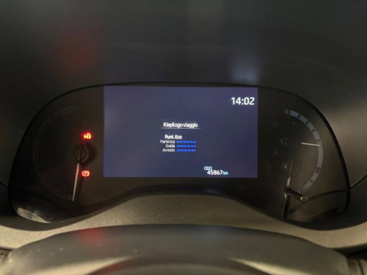 Toyota Yaris Cross 1.5 Hybrid 5p. E-CVT Premiere (9)