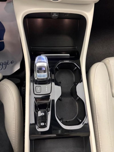 Volvo XC40 T4 Recharge Plug-in Hybrid Inscription (12)