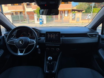 Renault Clio 1.0 tce Techno Gpl 100cv (10)