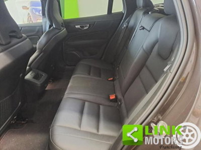 Volvo V60 Cross Country 2.0 b4 Plus awd auto (13)