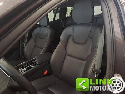 Volvo V60 Cross Country 2.0 b4 Plus awd auto (17)