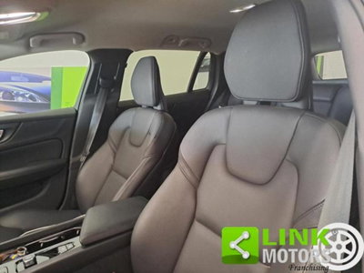 Volvo V60 Cross Country 2.0 b4 Plus awd auto (18)