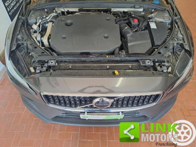 Volvo V60 Cross Country 2.0 b4 Plus awd auto (20)