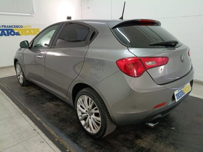 Alfa Romeo Giulietta 1.6 JTDm Super 120cv (4)