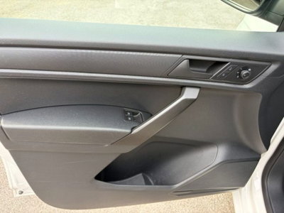 Volkswagen Veicoli Commerciali Caddy 1.4 TGI Kombi (10)