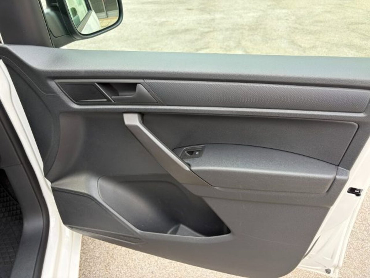 Volkswagen Veicoli Commerciali Caddy 1.4 TGI Kombi (14)