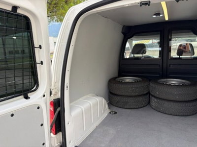 Volkswagen Veicoli Commerciali Caddy 1.4 TGI Kombi (18)