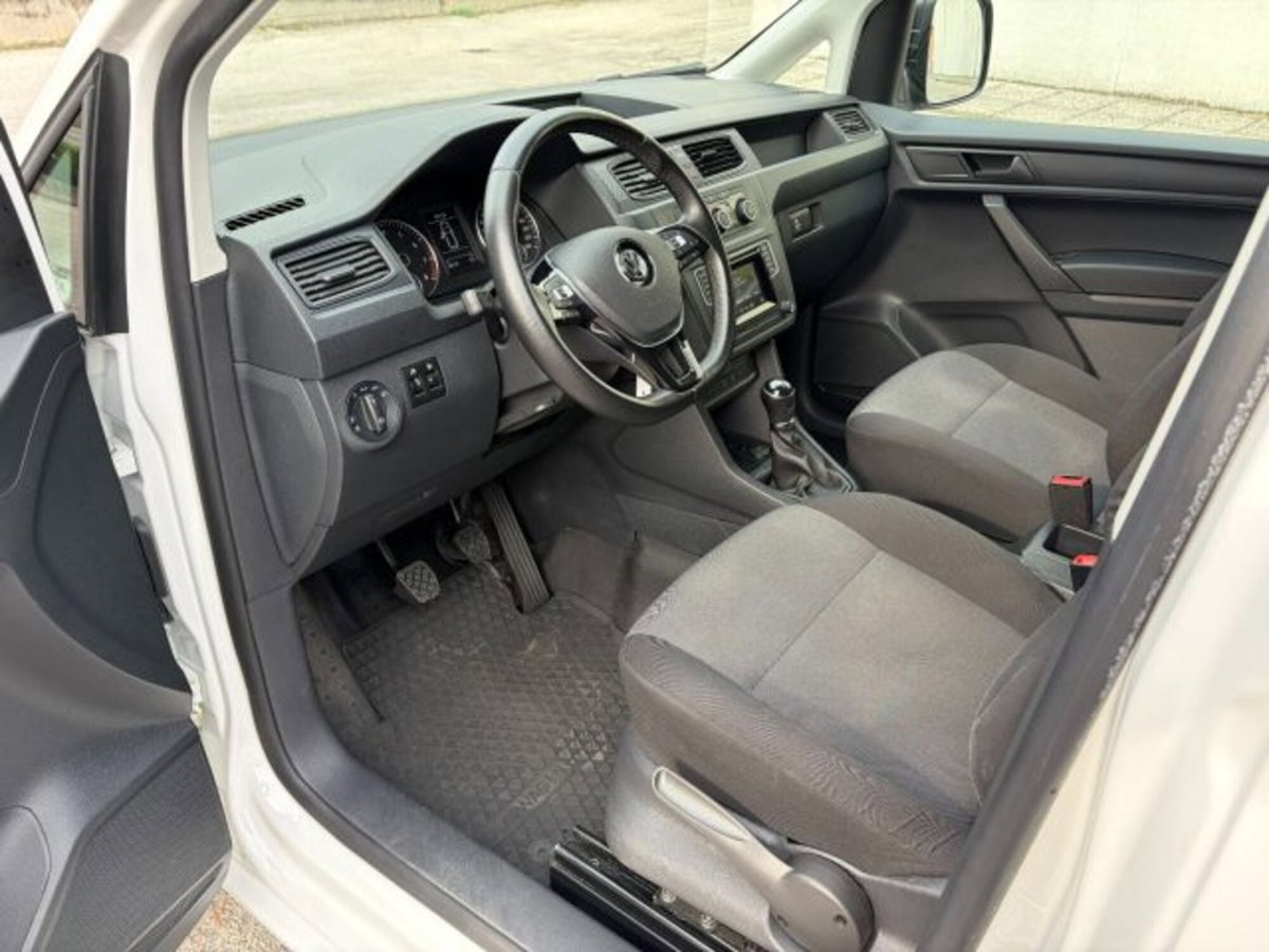 Volkswagen Veicoli Commerciali Caddy 1.4 TGI Kombi (9)