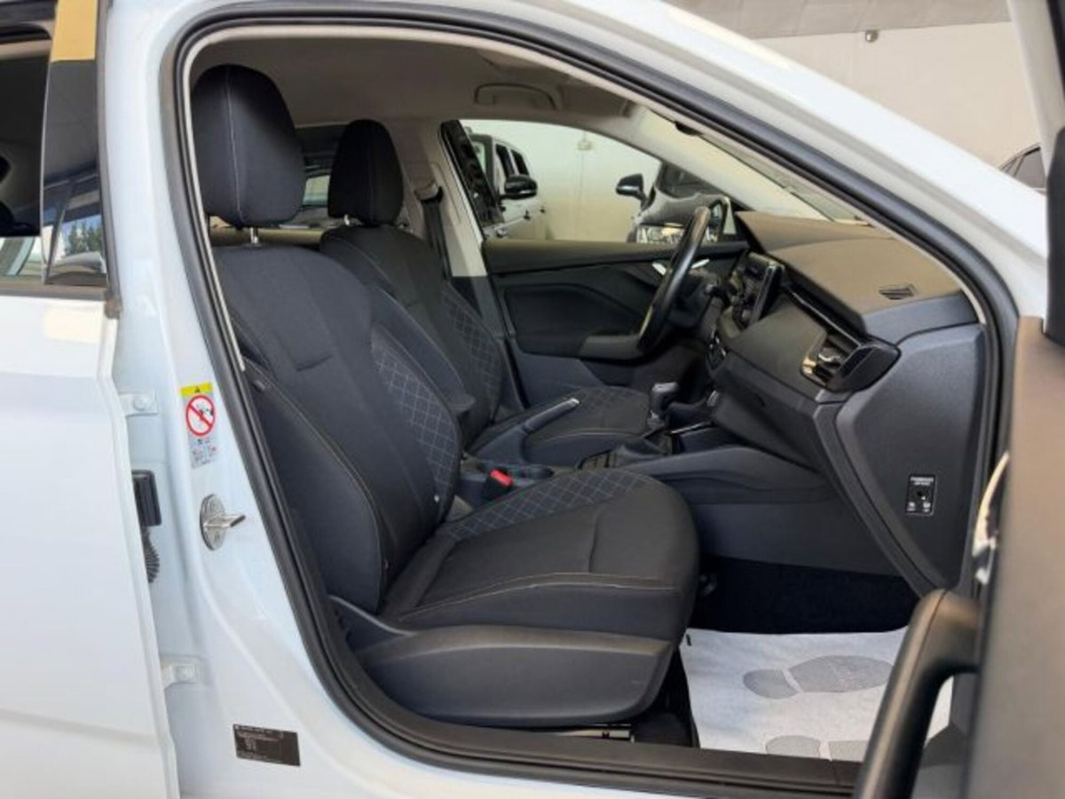 Skoda Scala 1.0 TSI 110 CV DSG Style (9)