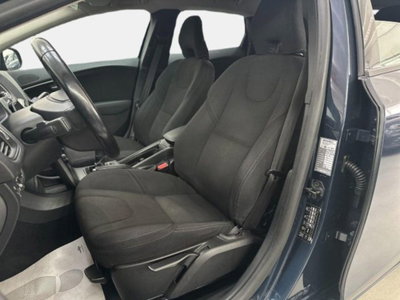 Volvo V40 D2 1.6 Summum (12)