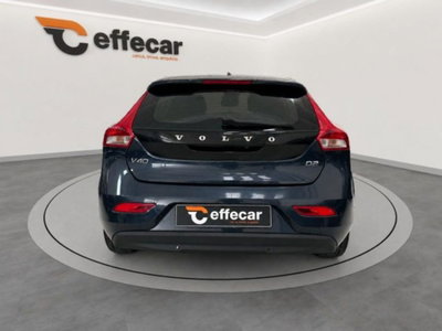 Volvo V40 D2 1.6 Summum (5)