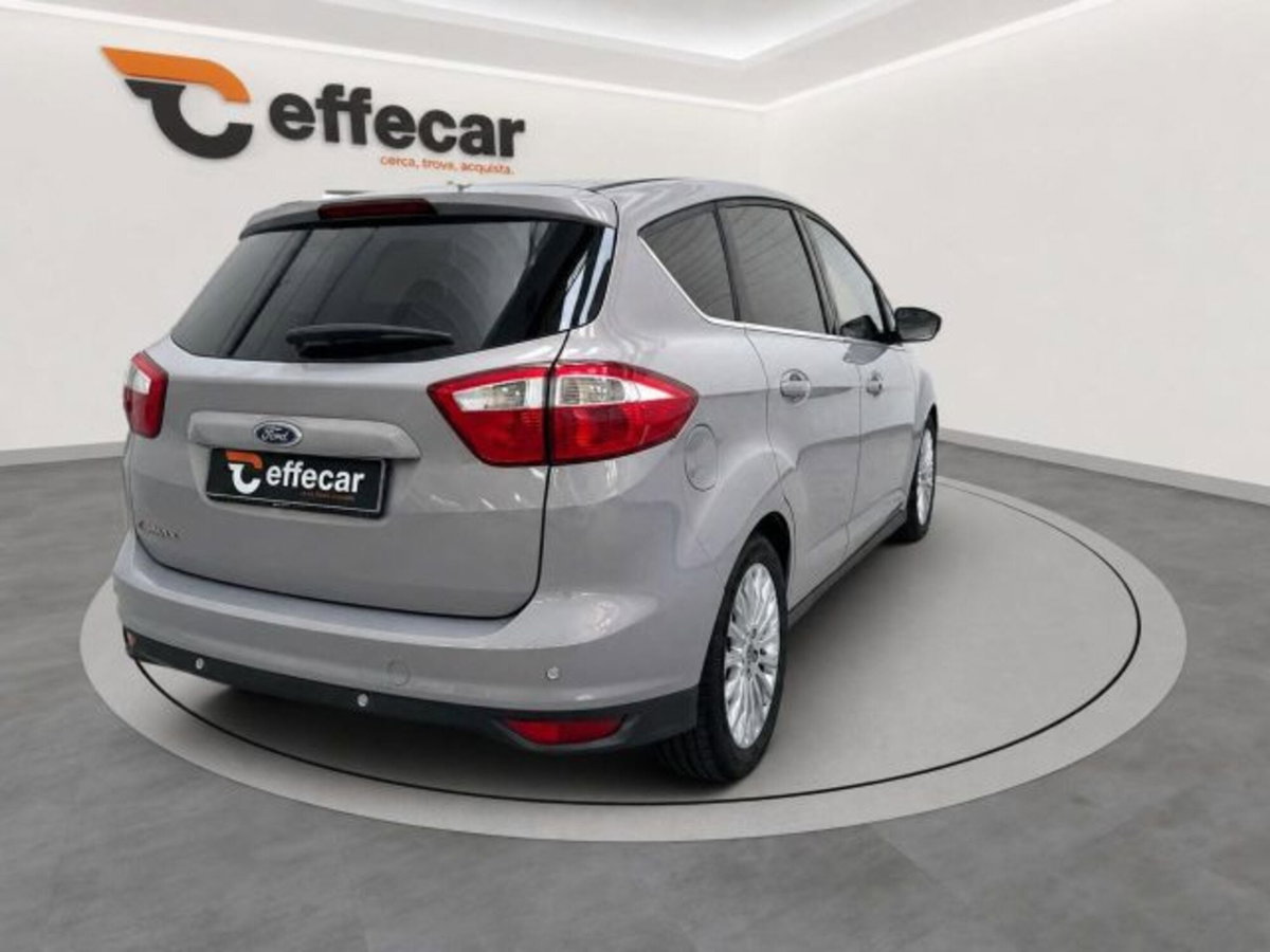 Ford C-Max 1.6 125CV Titanium (6)