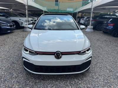 Volkswagen Golf 2.0 tsi GTI MT Ultimate 245cv (2)