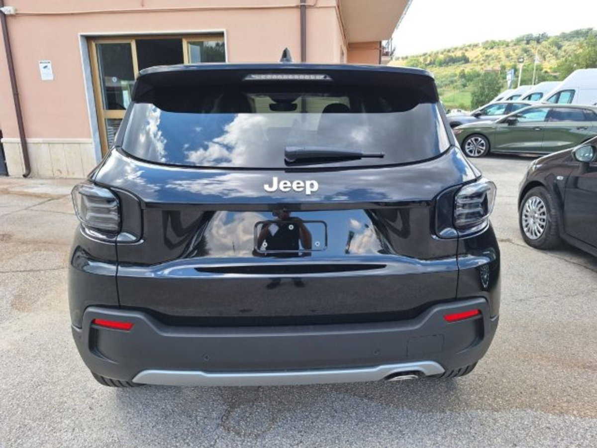 Jeep Avenger 1.2 turbo e-hybrid mhev Summit fwd 110cv edct6 (5)