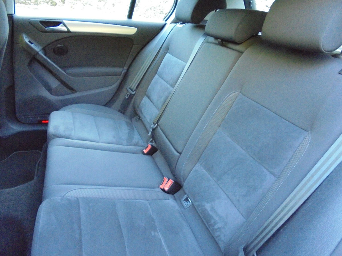 Volkswagen Golf 1.4 TSI 122CV 5p. Highline (14)