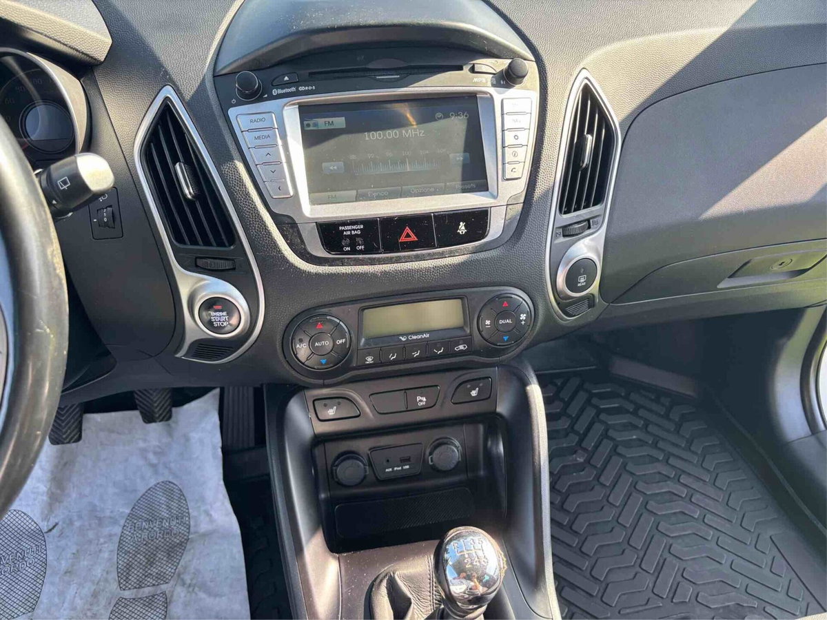 Hyundai ix35 1.7 CRDi 2WD Xpossible (17)