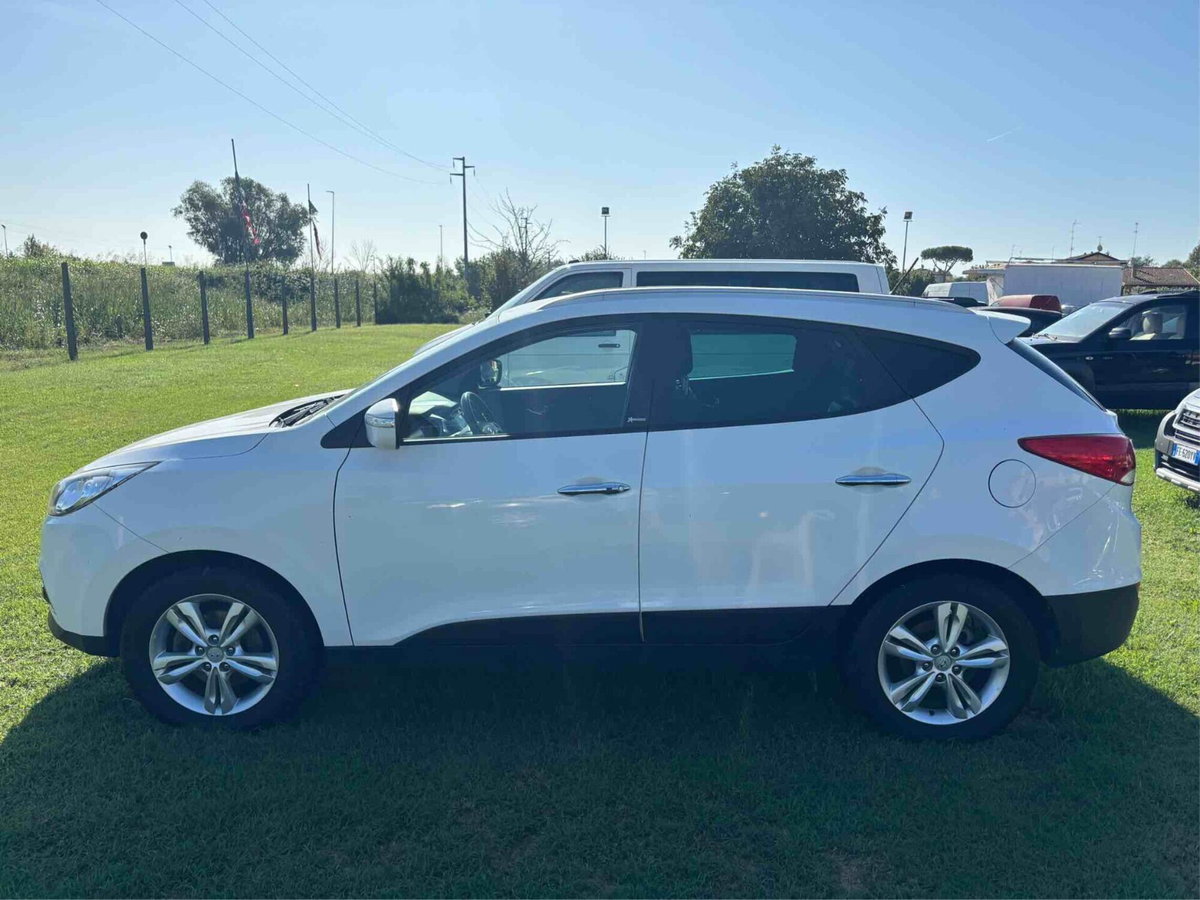 Hyundai ix35 1.7 CRDi 2WD Xpossible (6)