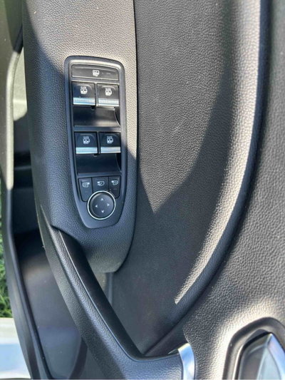 Renault Captur Blue dCi 95 CV Life (10)