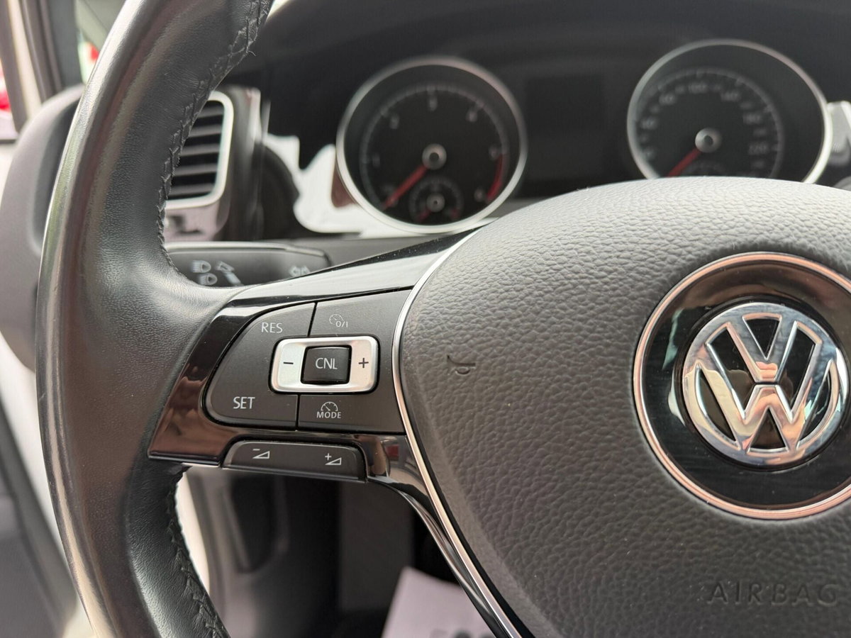 Volkswagen Golf 2.0 TDI 5p. Executive BlueMotion Technology (12)