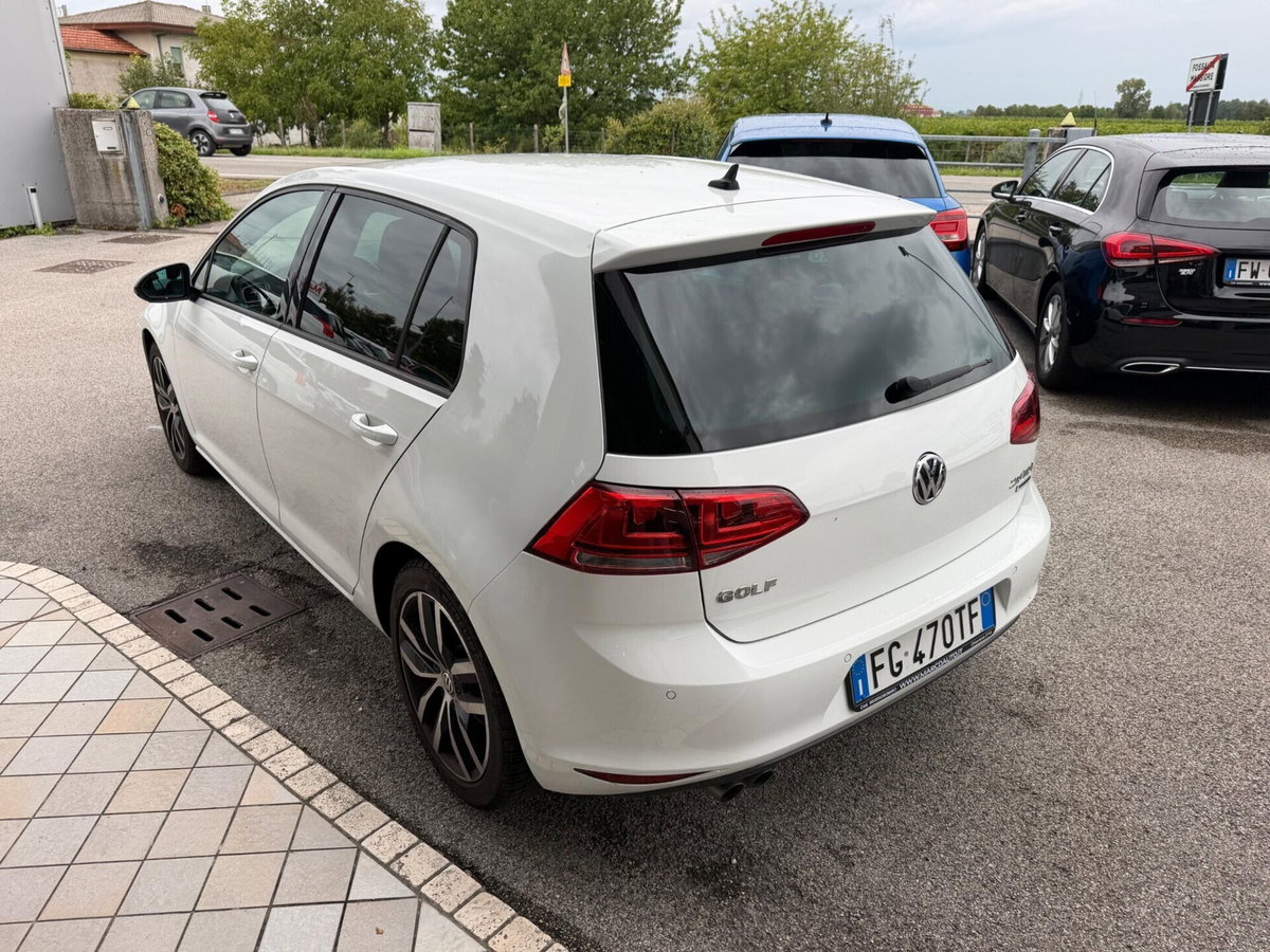 Volkswagen Golf 2.0 TDI 5p. Executive BlueMotion Technology (7)