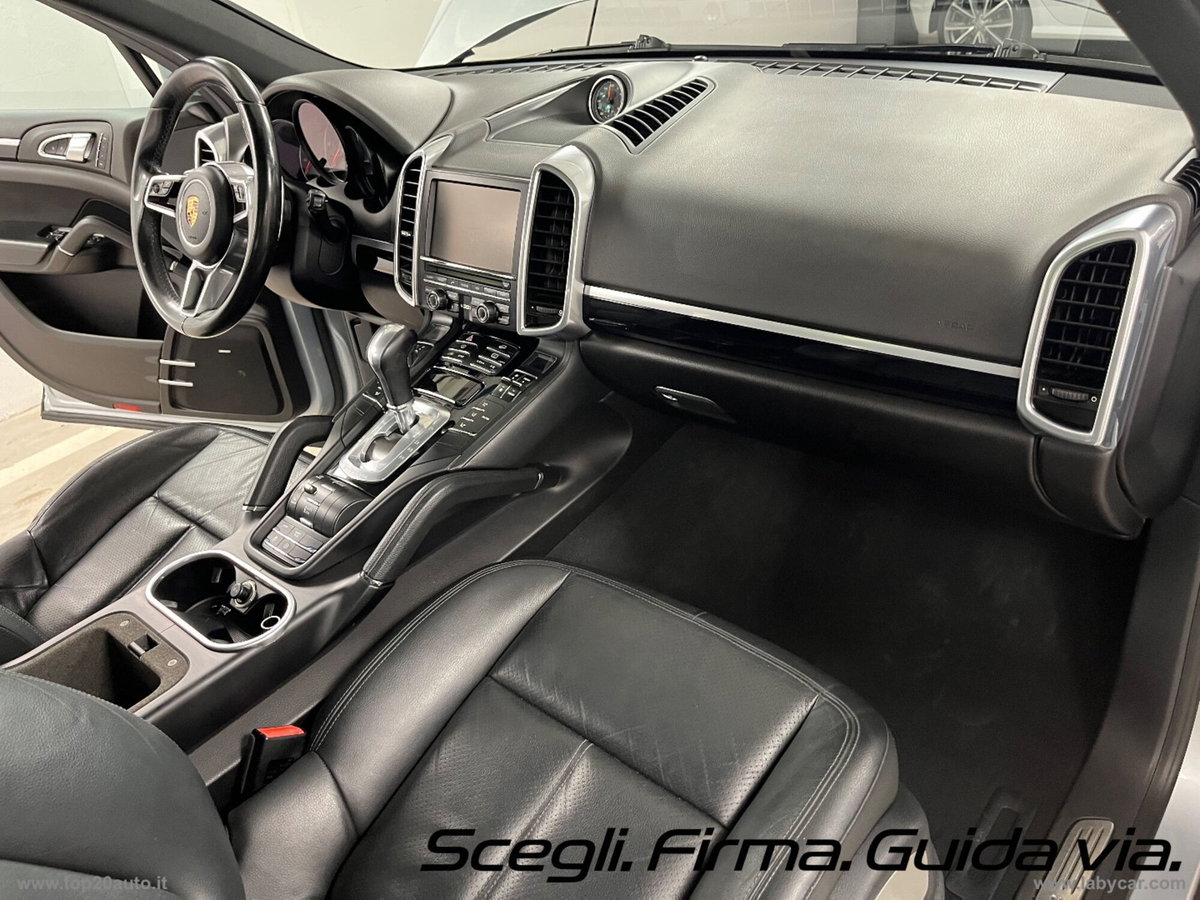 Porsche Cayenne 3.0 Diesel (14)