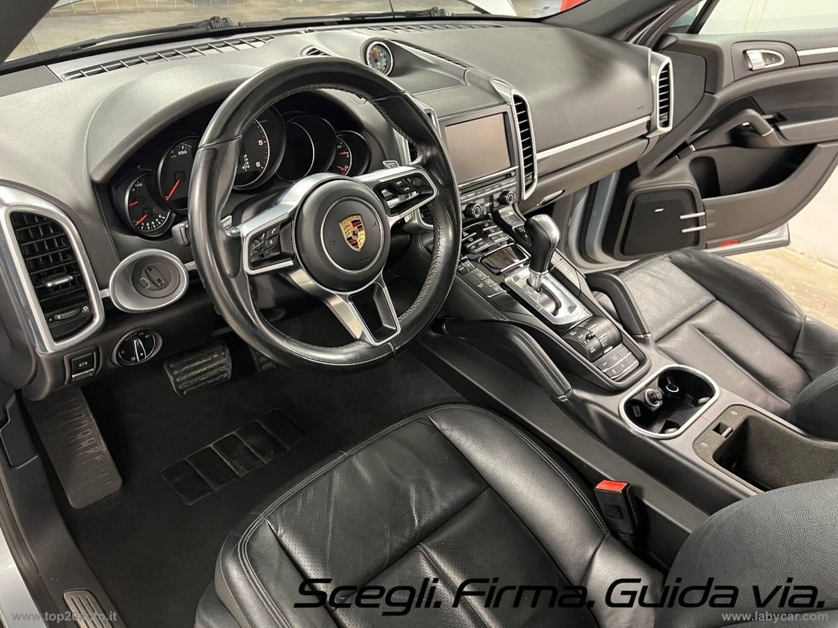 Porsche Cayenne 3.0 Diesel (7)