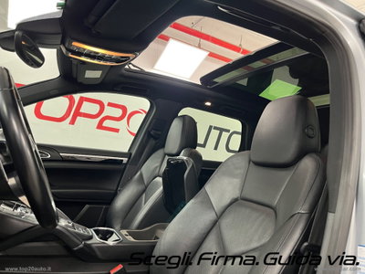 Porsche Cayenne 3.0 Diesel (8)