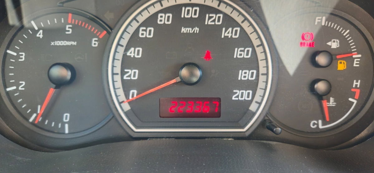 Suzuki Swift 1.3 DDiS 75CV 3p. GL Safety Pack (9)