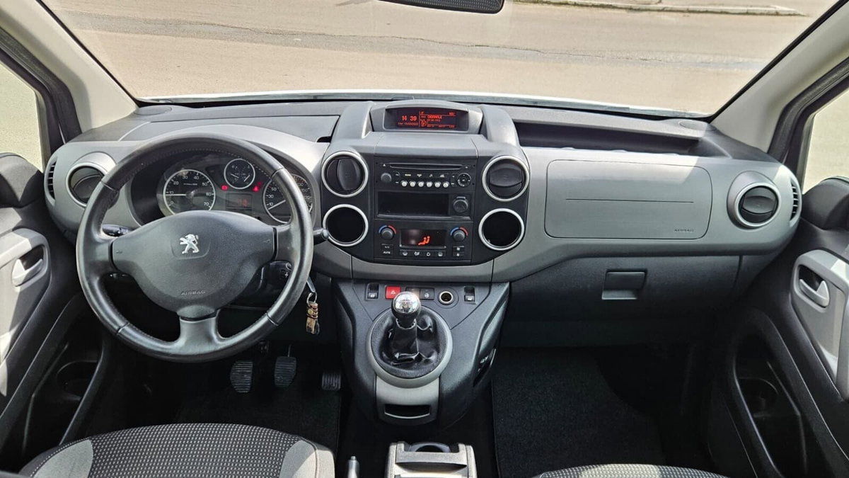 Peugeot Partner BlueHDi 100 Outdoor (10)