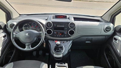 Peugeot Partner BlueHDi 100 Outdoor (10)