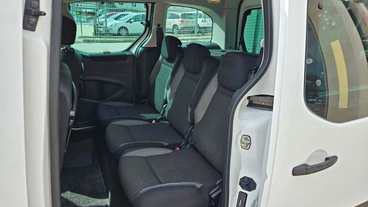 Peugeot Partner BlueHDi 100 Outdoor (6)