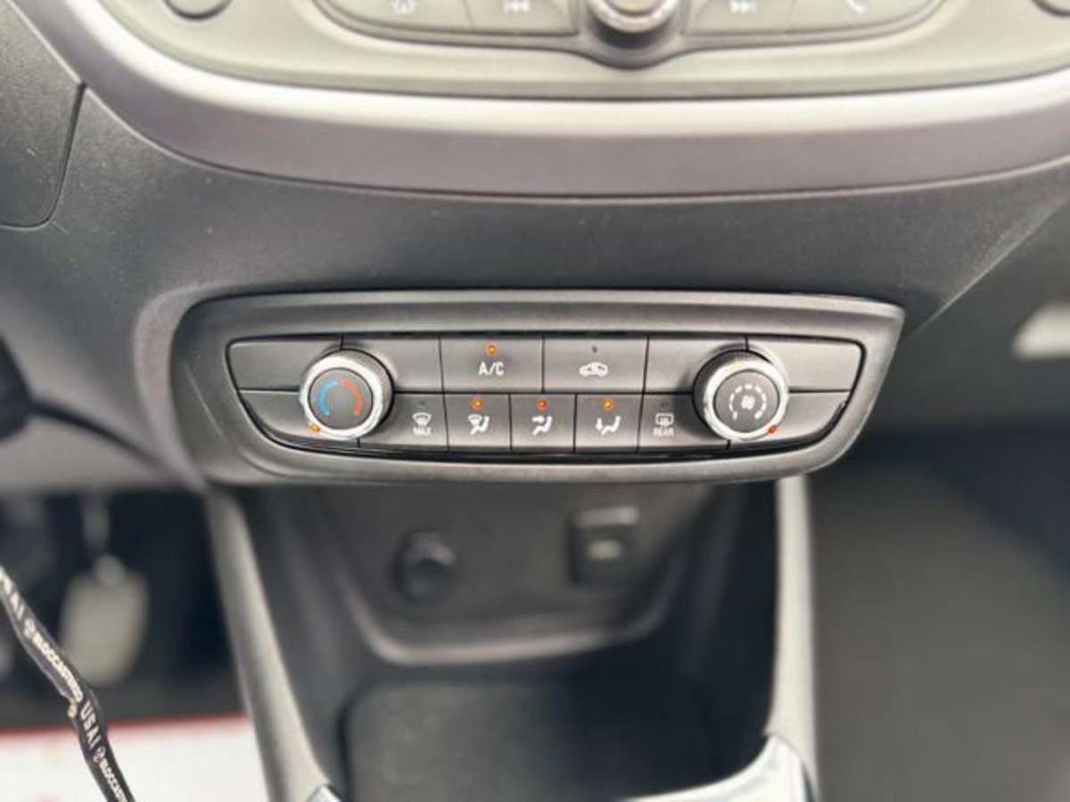 Opel Crossland 1.2 12V Start&Stop Elegance (18)