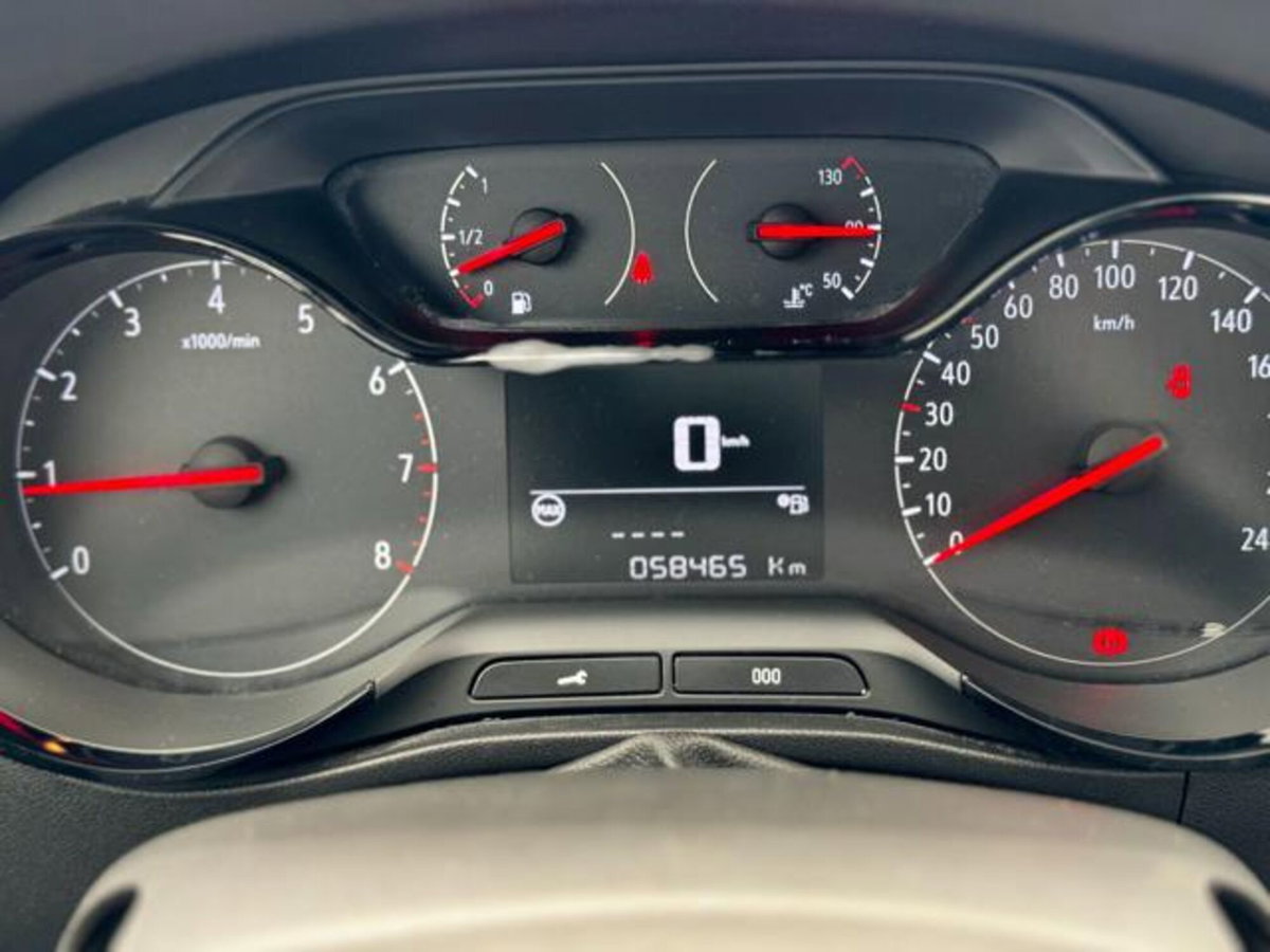 Opel Crossland 1.2 12V Start&Stop Elegance (19)