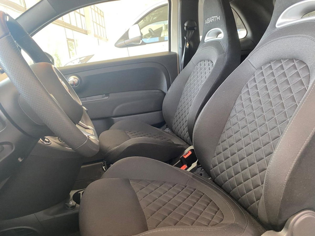 Abarth 595 595 1.4 Turbo T-Jet 145 CV (14)
