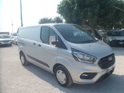 Ford Transit Custom Furgone 310 2.0 TDCi 130 PC Furgone Titanium (3)